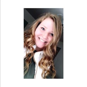 Meet your Posher, Cheryl